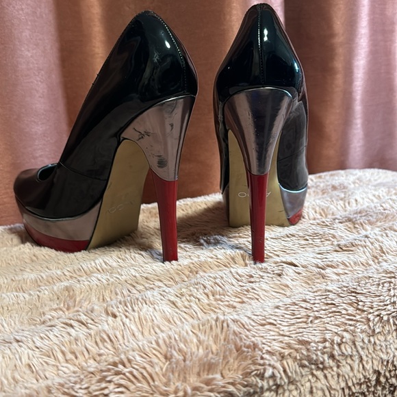 Crimson Noir – ALDO Red, Black & Silver Platform Heels (EU 37 | - Picture 5 of 6
